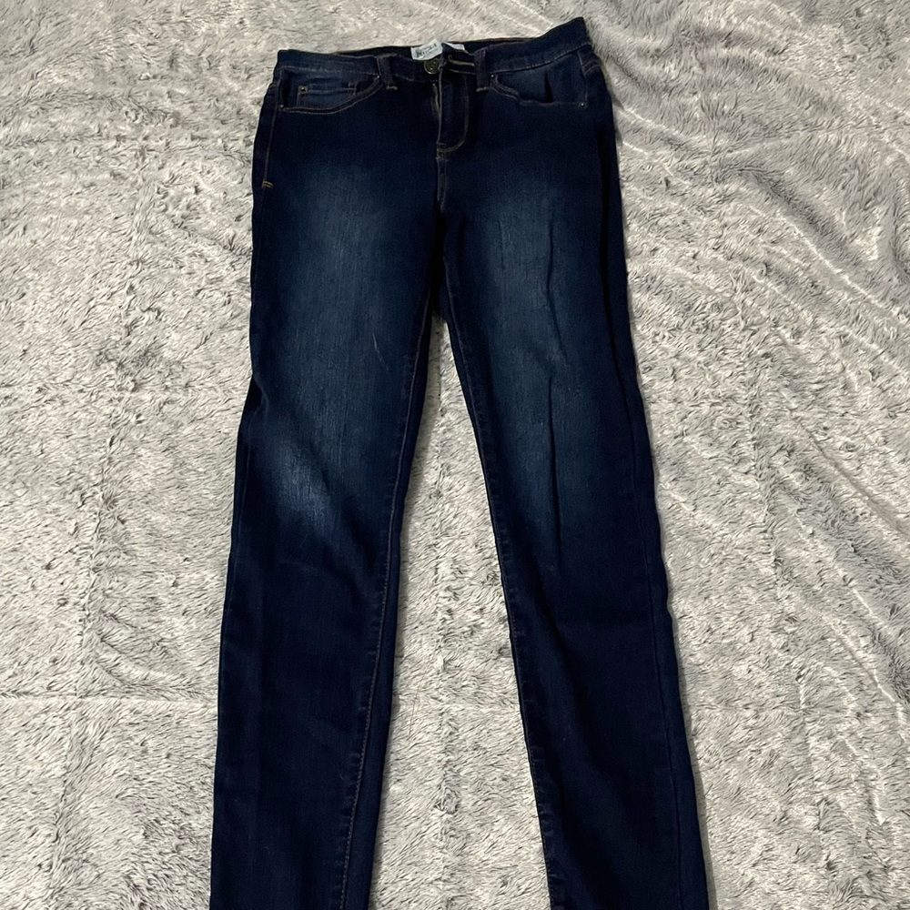 Dark wash 3L Mudd flex stretch high wasted Jeans from kohls.